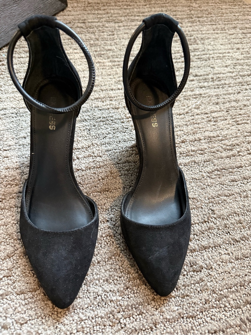 Express Black Pointed-Toe Ankle-Strap Heels